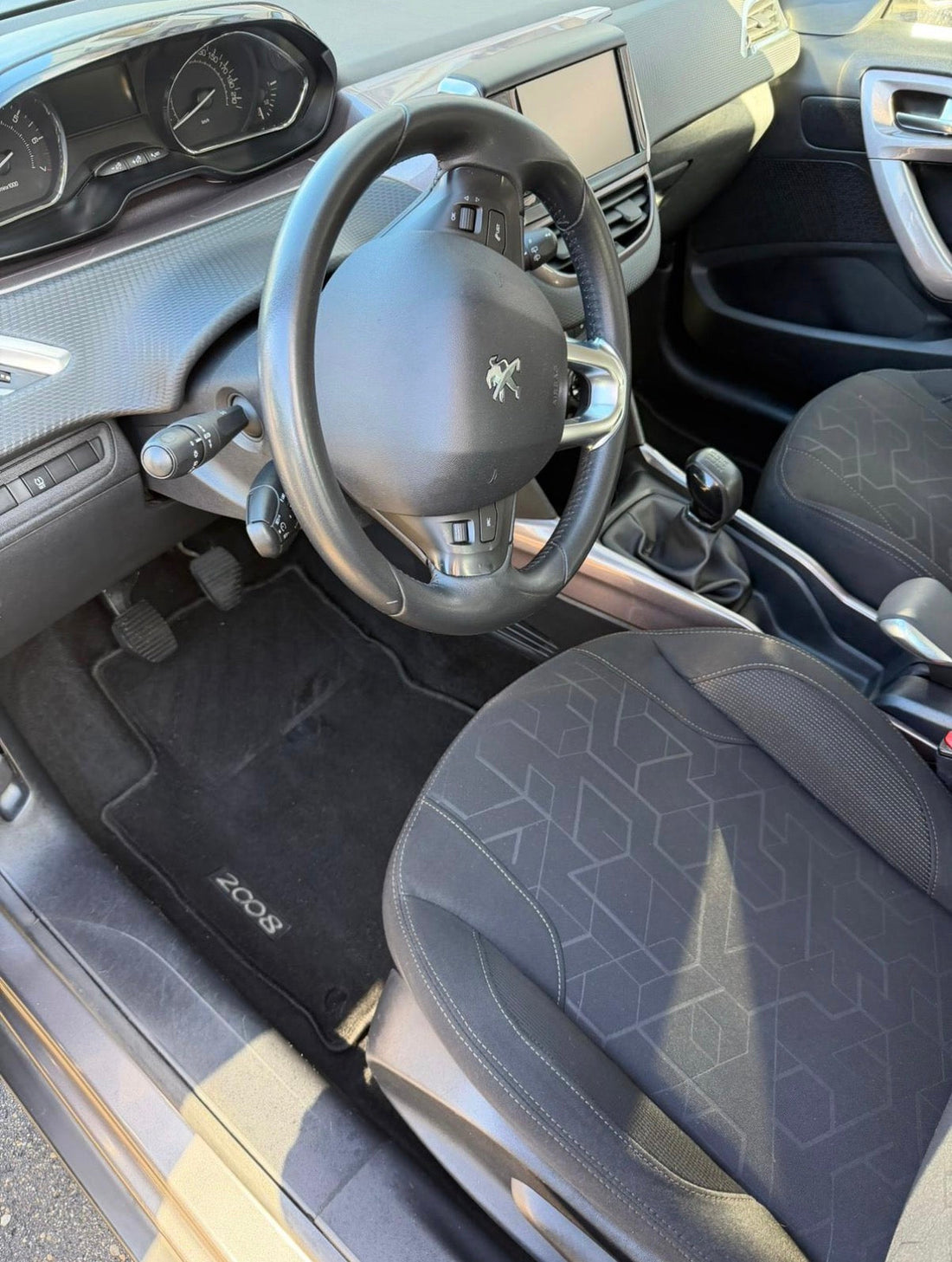 Après les vacances, c’est aussi la rentrée pour votre voiture ! 🚗✨