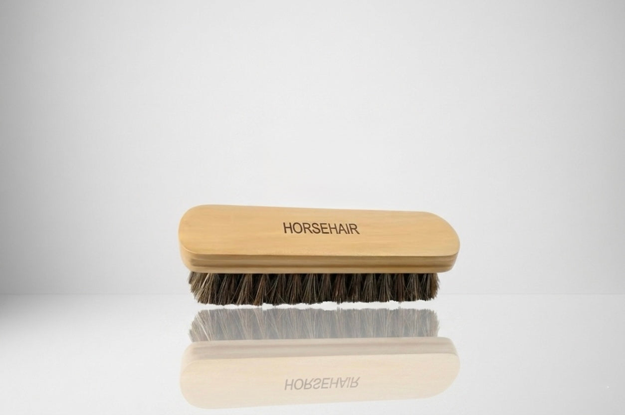 Brosse Cuir & Alcantara
